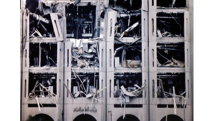 Das ausgebombte Verteidigungsministerium in Bagdad.